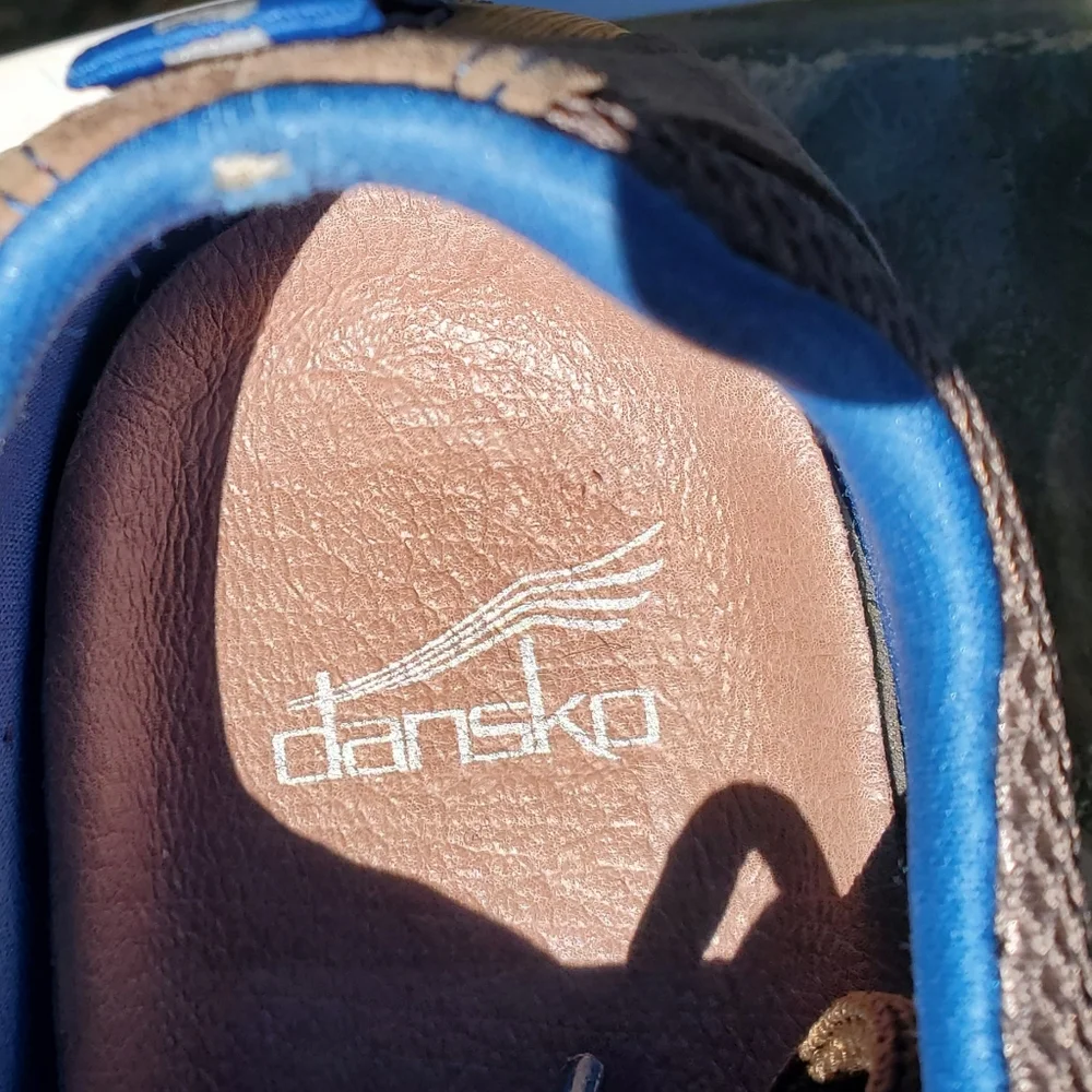DANSKO WOMEN'S LOW TOP HIKING SHOE EUR 39 US 9.5 GUC